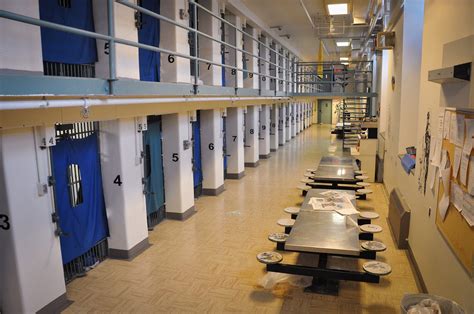 List of prisons in Zhejiang .
